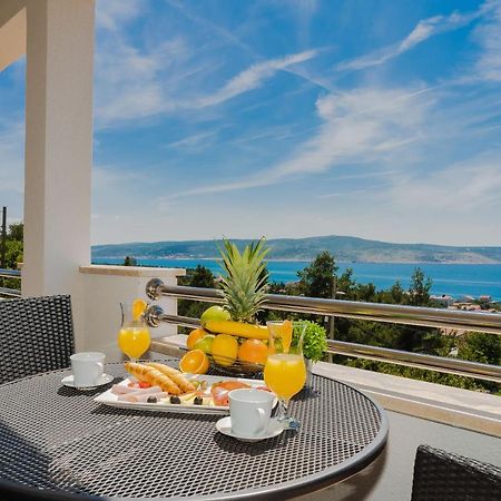 Apartmani Tomeri Starigrad Paklenica Εξωτερικό φωτογραφία