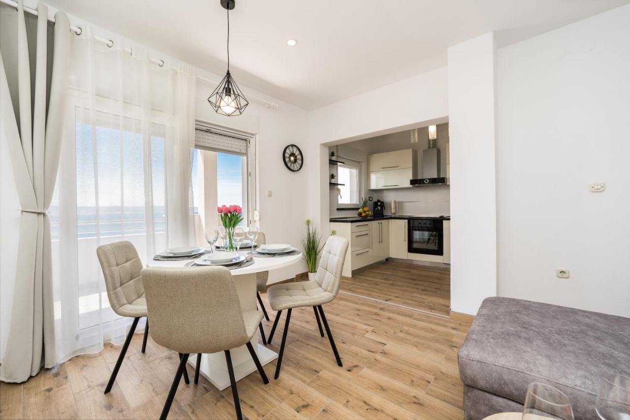 Apartmani Tomeri Starigrad Paklenica Εξωτερικό φωτογραφία